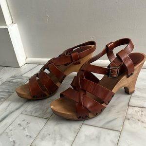 Chloé brown leather sandals